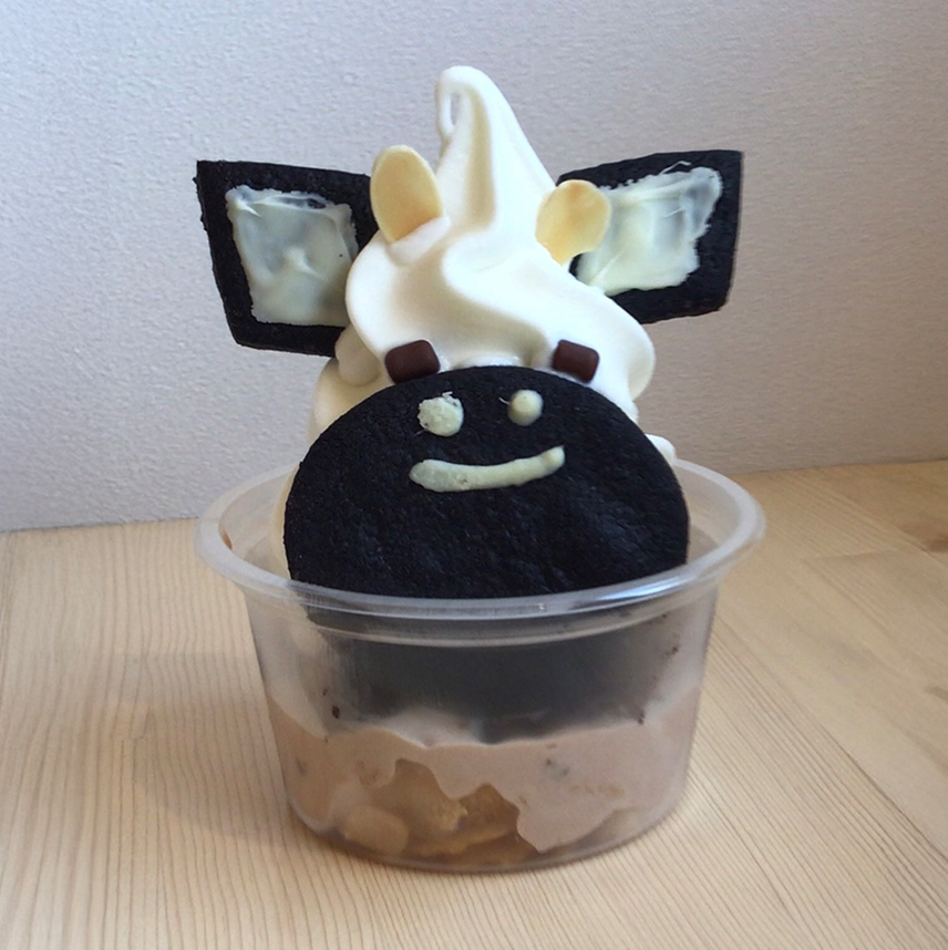 モーモーパフェ