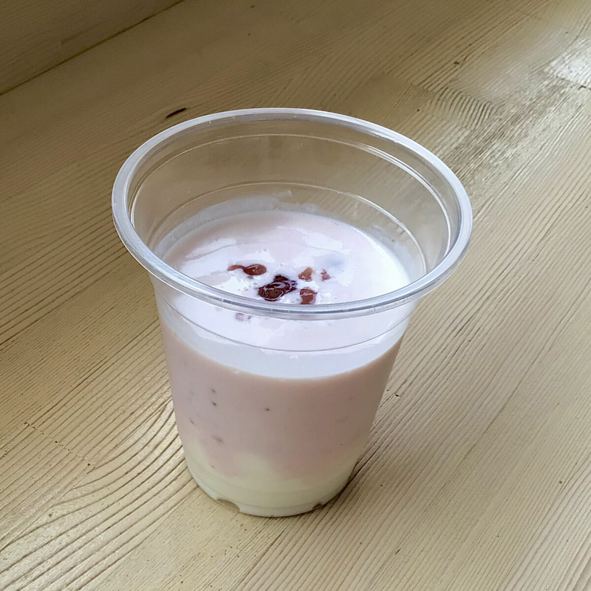 いちごヨーグルトフロート